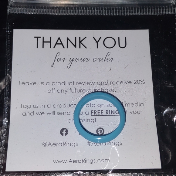 Women's Silicone Blue Ring - Picture 2 of 2